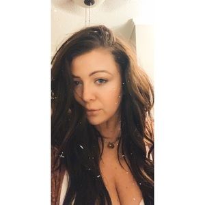 Meet your Posher, Raven